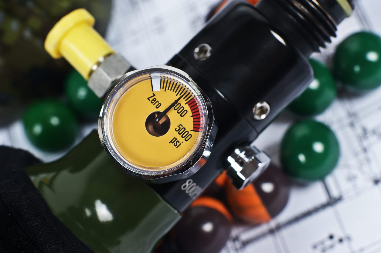 paintball venues for multi-cylinder paintball tank filling